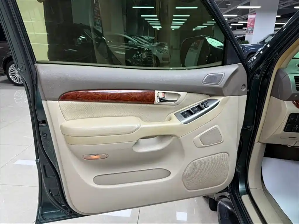Toyota Prado 2006 4.0L Auto VX фото 10