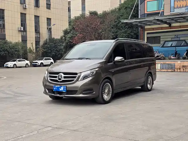 MERCEDES-BENZ V CLASS
