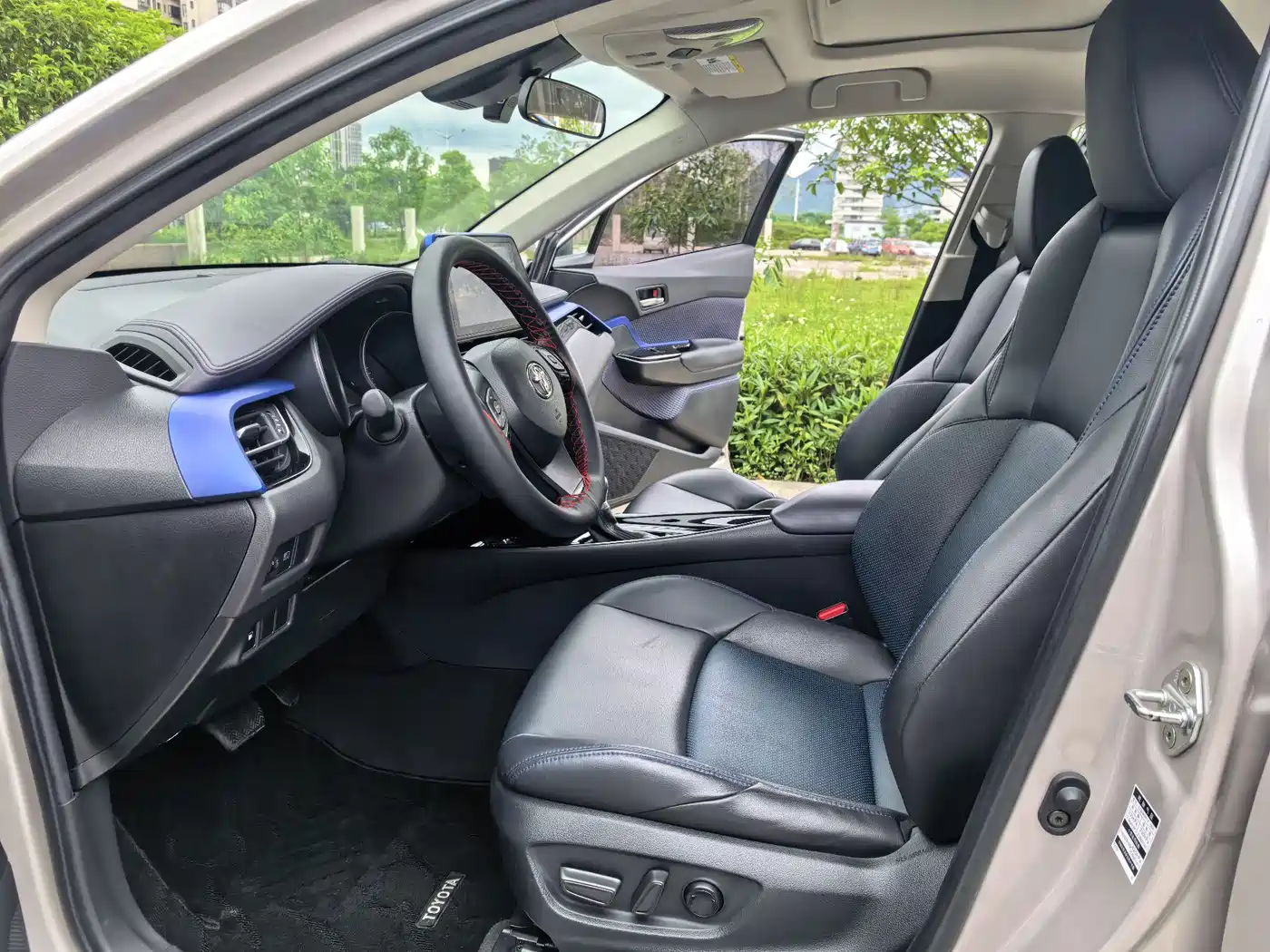 Toyota C-HR 2020 Model 2.0L Cool Cross Leading фото 8