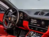 Photo 31 - Porsche Cayenne New Energy