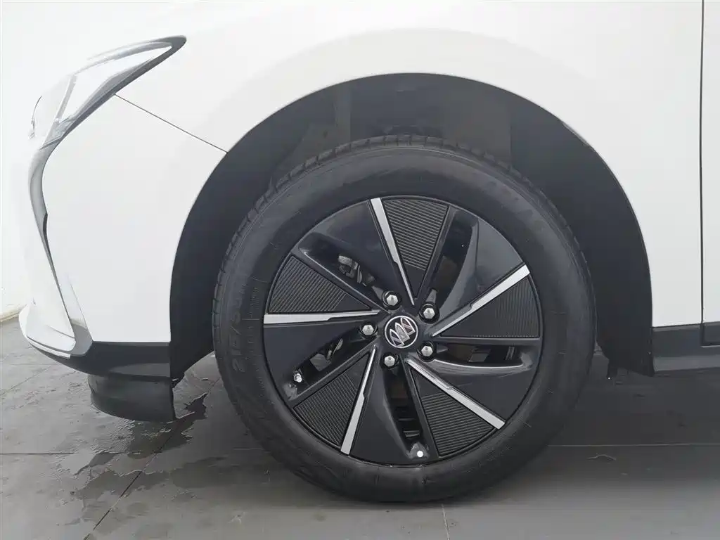 BUICK SLIGHTLY BLUE 6