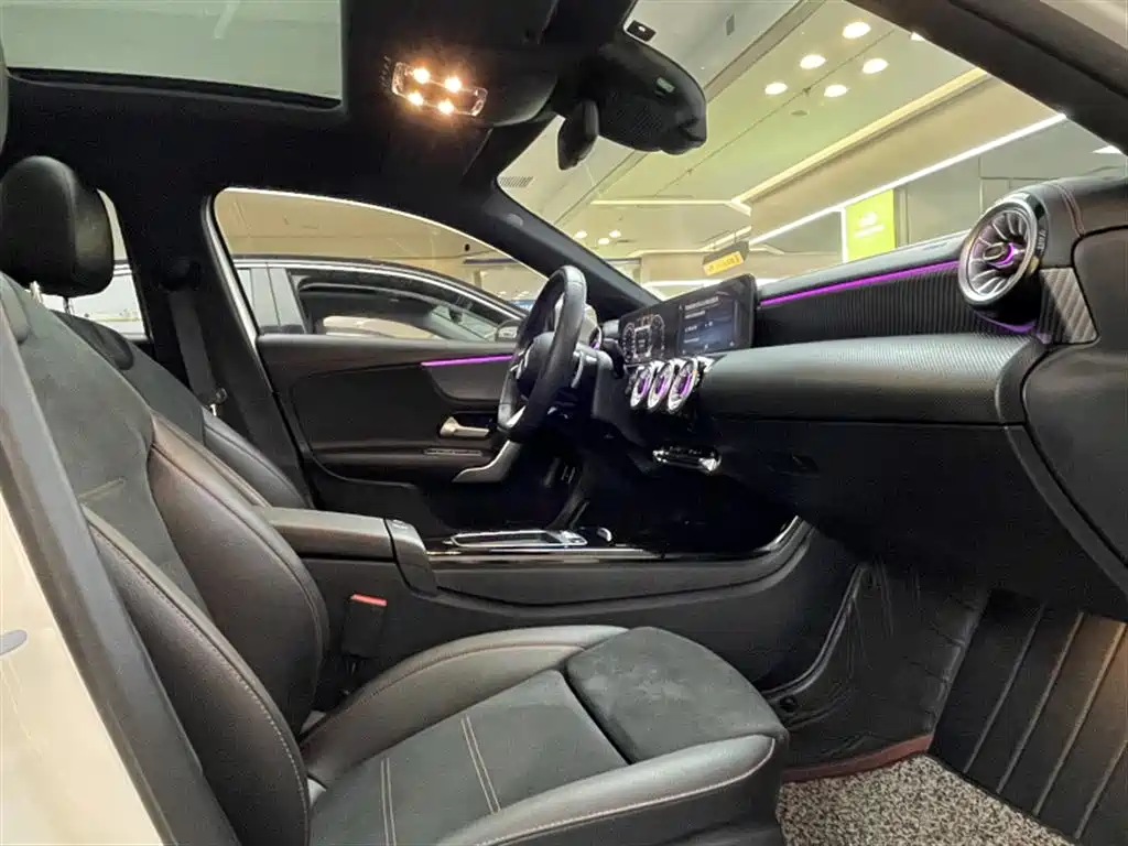 Mercedes-Benz A-Class 2025 2025 A 200 L Fashion Edition