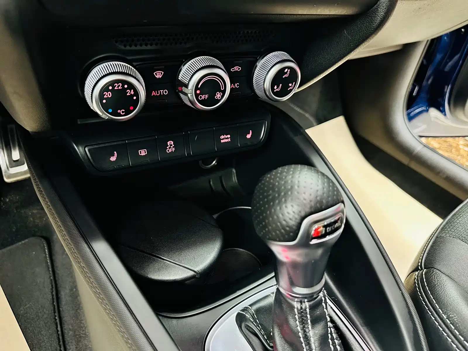 Фото 44 - Audi A1