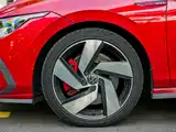 صورة 13 - Volkswagen Golf GTI