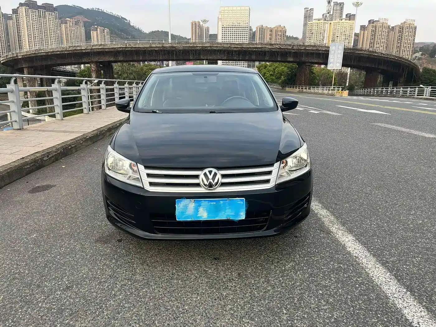 Volkswagen Santana 2015 1.6L Manual Trend Edition фото 2