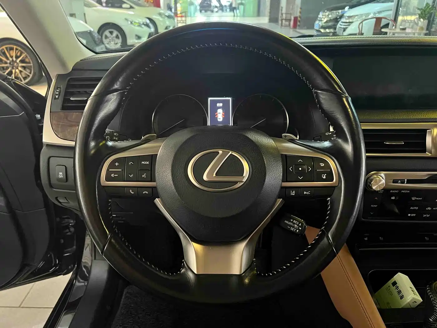 Lexus GS 2017 2016 300h Leading Edition