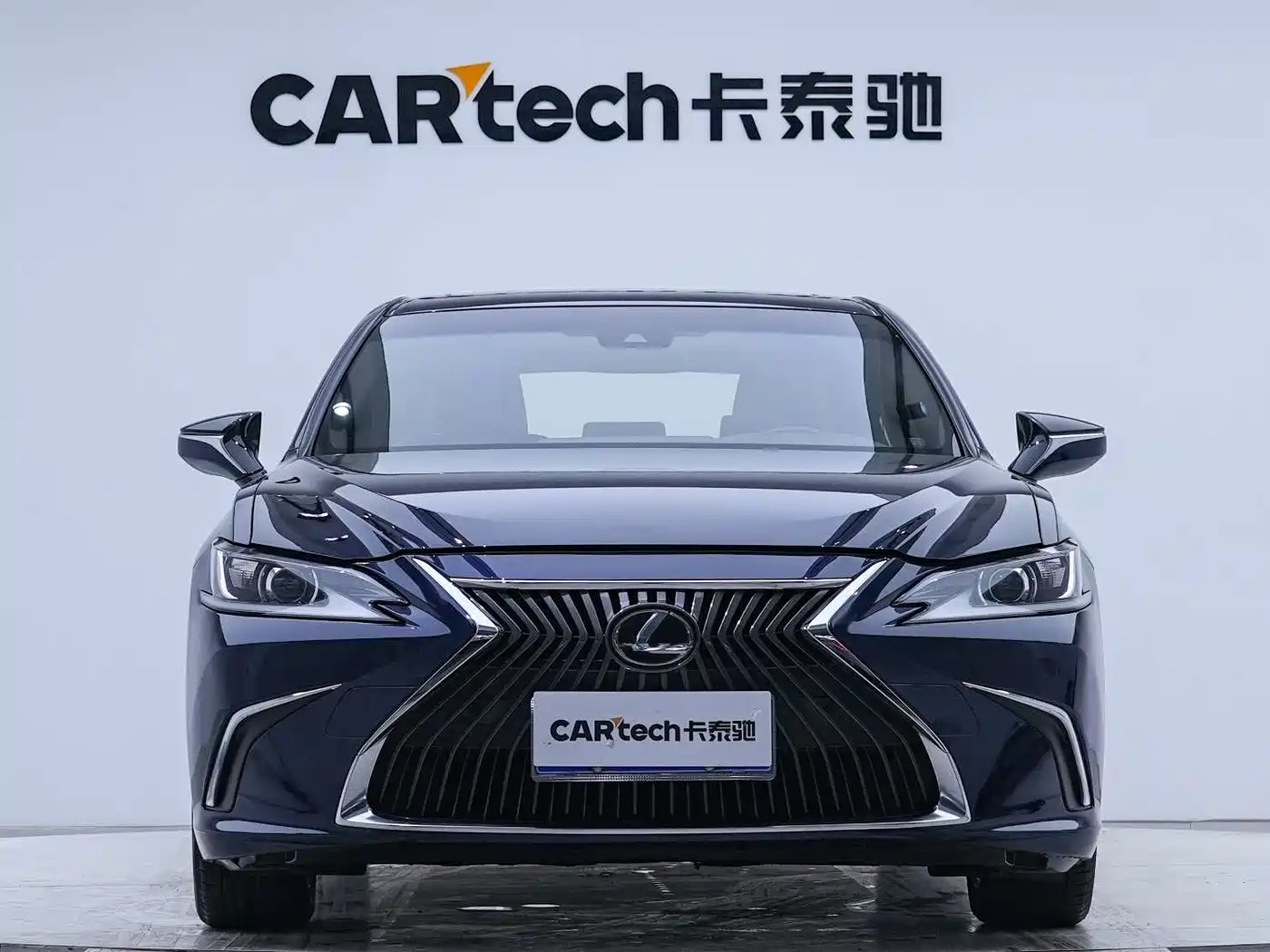 Lexus ES 2020 200 Excellence фото 7