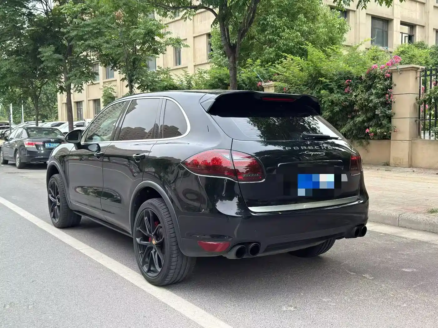 Фото 8 - Porsche Cayenne