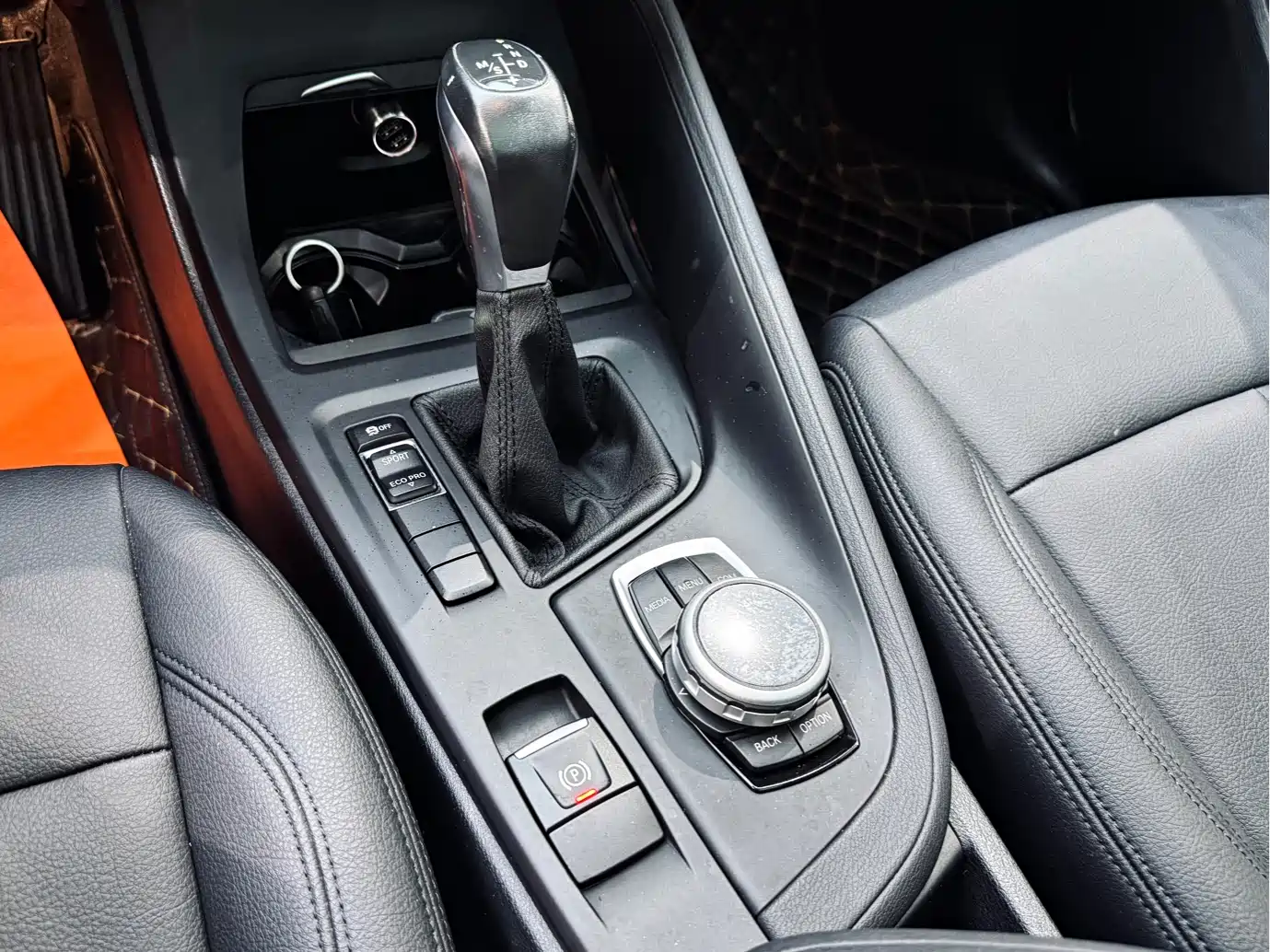 BMW X1 2019 sDrive20Li Leading Model фото 4