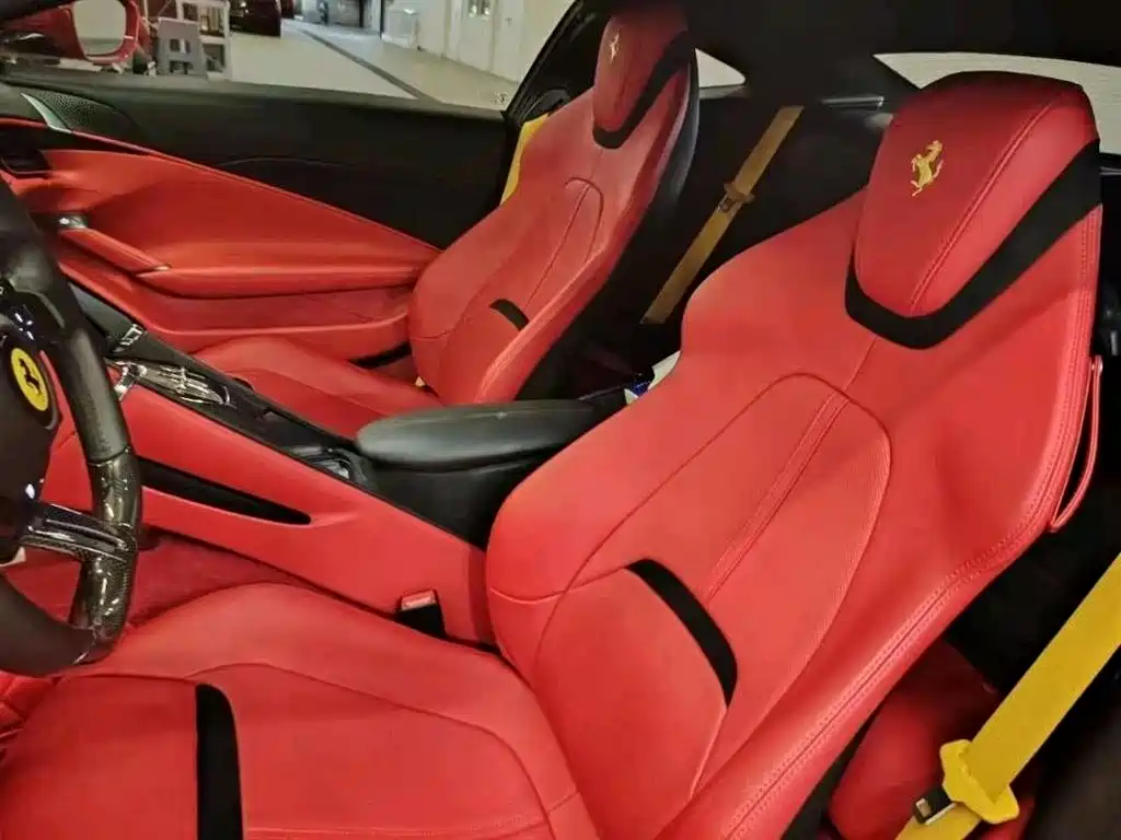 Ferrari Roma 2023 2020 3.9T V8
