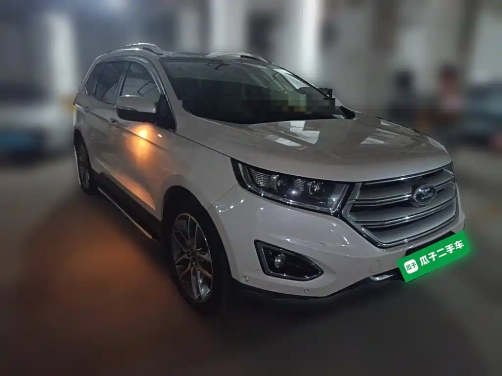 Фото 24 - Ford Edge