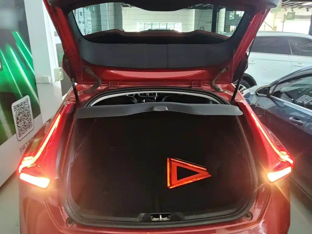 Photo 19 - Volvo V40