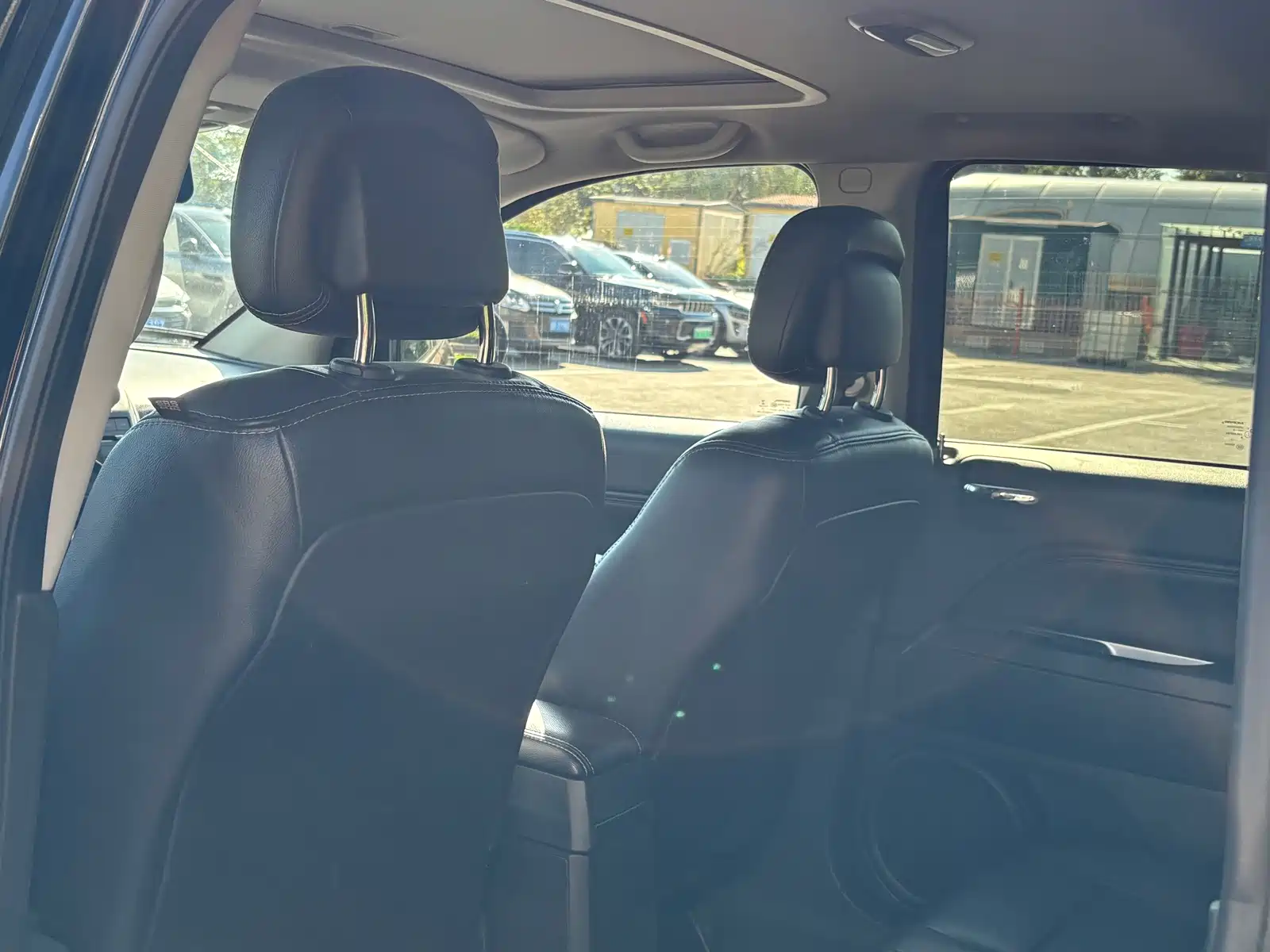Фото 11 - Jeep Compass (Import)
