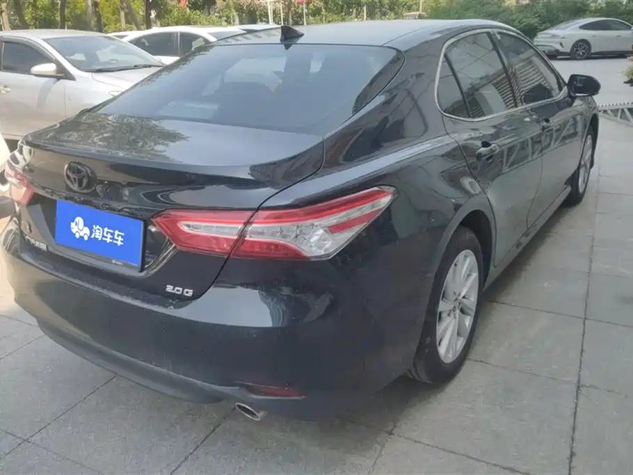 Toyota Camry 2021 2.0G Luxury Edition фото 3