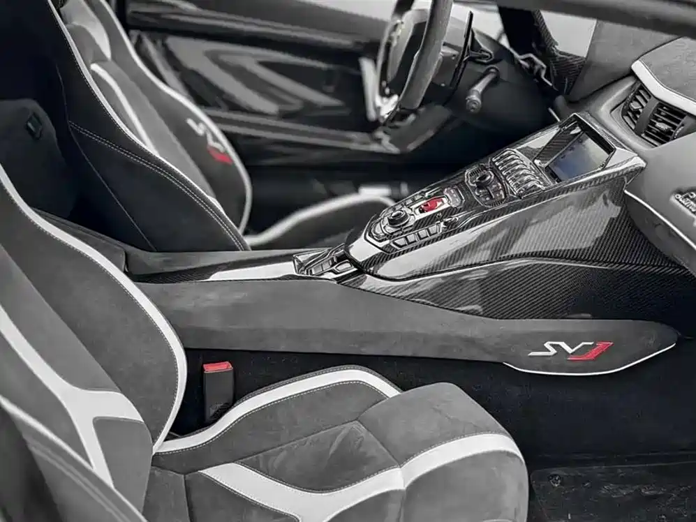 Lamborghini Aventador 2013 2011 LP 700-4