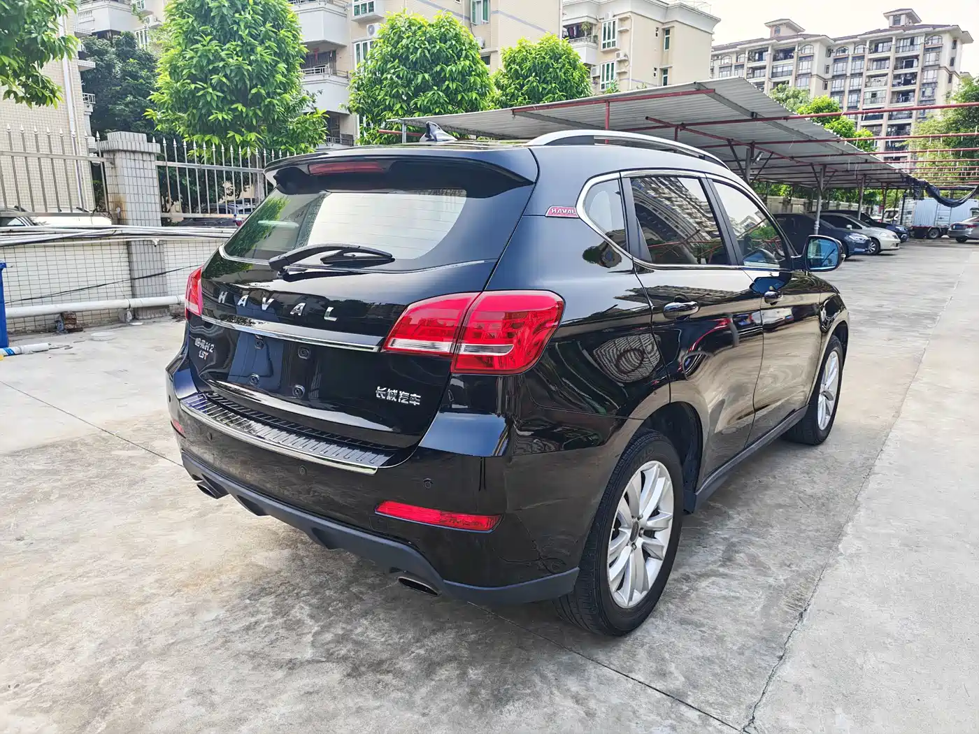 Фото 16 - Haval H2