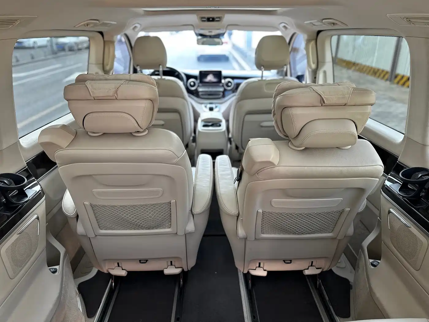 Mercedes-Benz V-Class 2016 V 260 L Premium Long фото 6