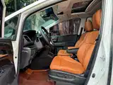 Photo 4 - Honda Odyssey