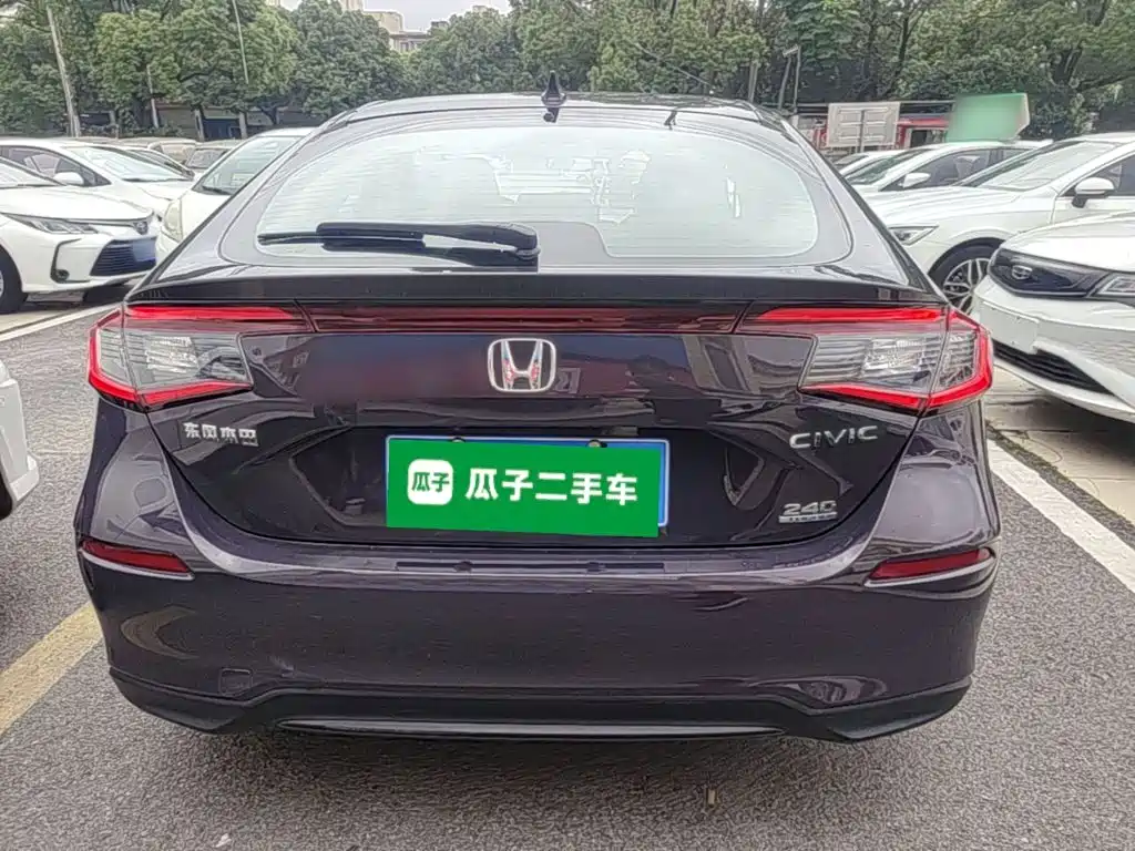 Фото 6 - Honda Civic