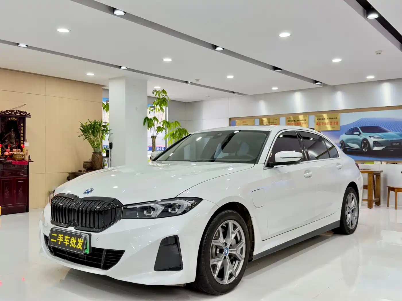 BMW i3 2022 eDrive 35 L