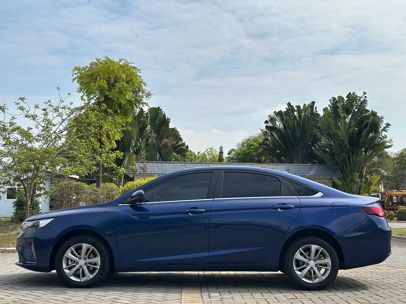 GEELY AUTOMOBILE EMGRAND GL