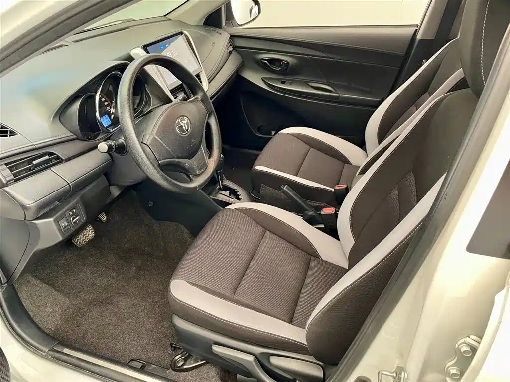 Toyota YARiS L Zhi Xuan 2021 Zhi Xuan X 1.5L CVT Leading Edition фото 6