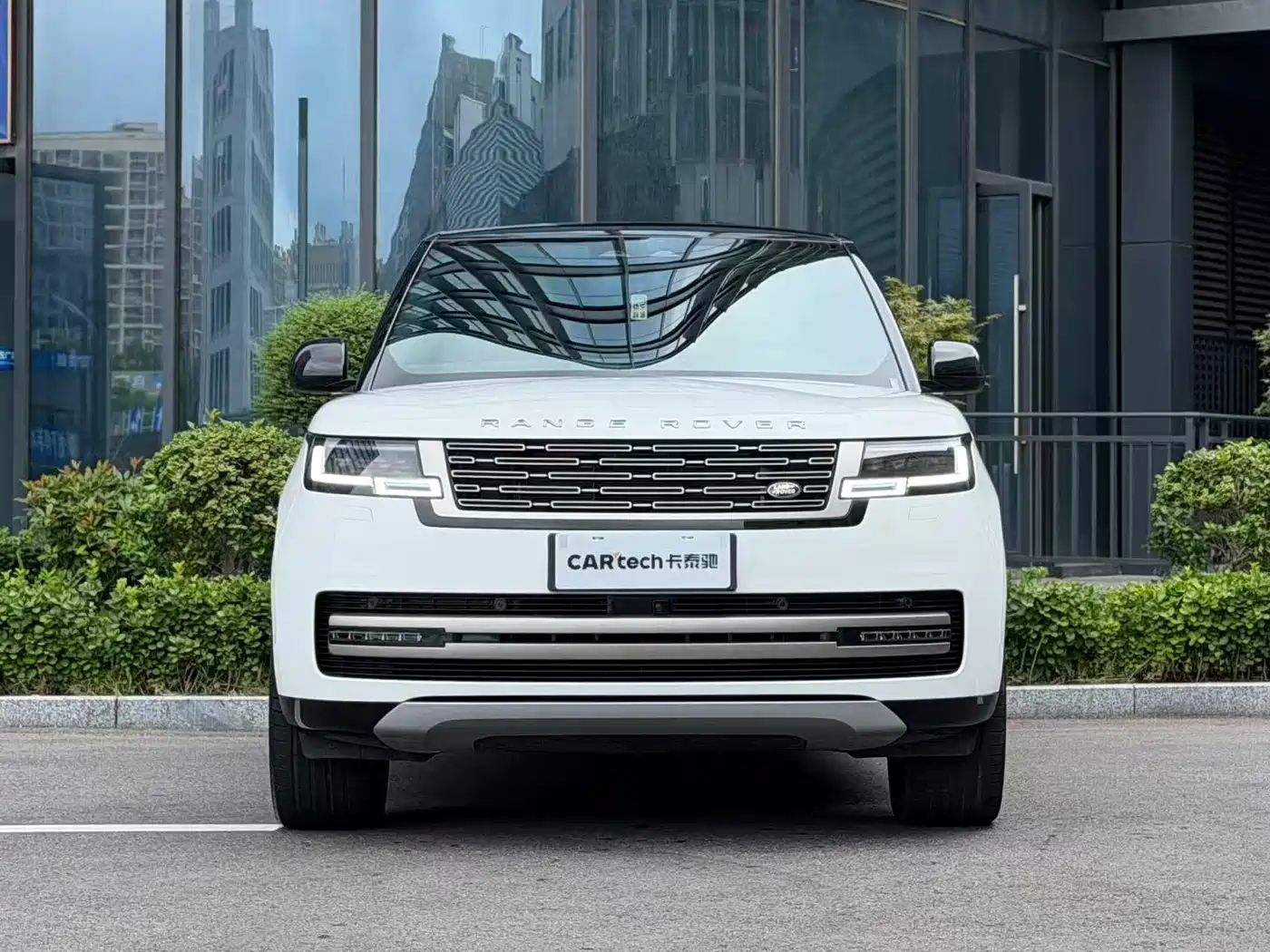 2026 Land Rover Range Rover