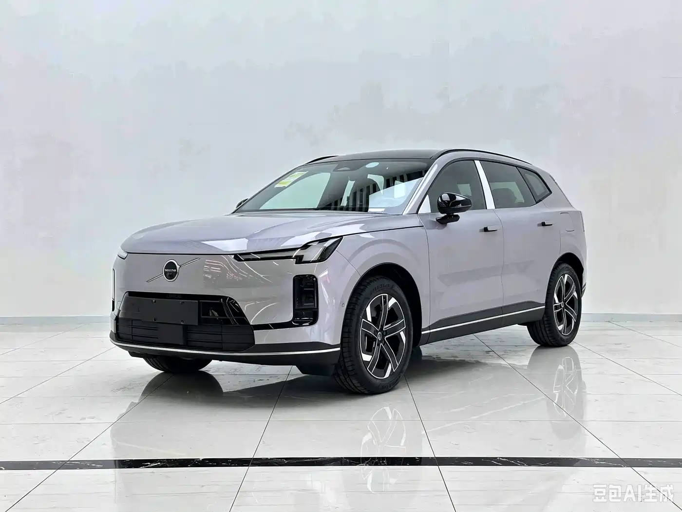 2026 Volvo XC70 Plug-in Hybrid