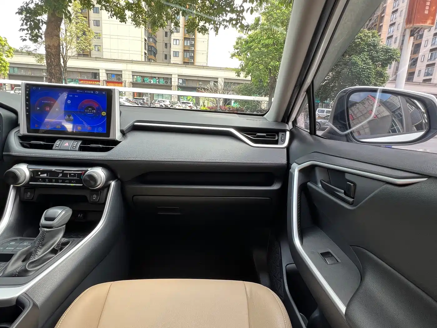 Toyota Wildlander 2022 2.0L CVT FWD Leading Edition фото 21