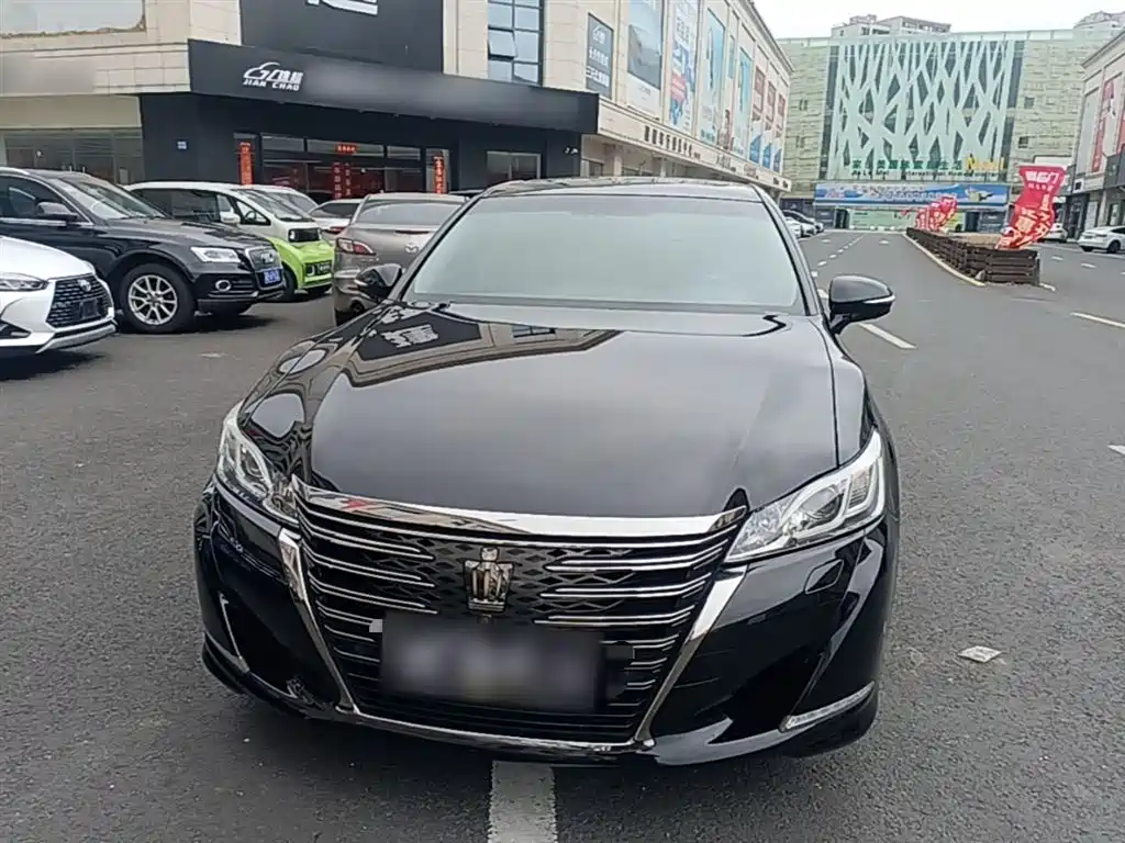 Toyota Crown 2018 2.0T Sport Edition фото 3