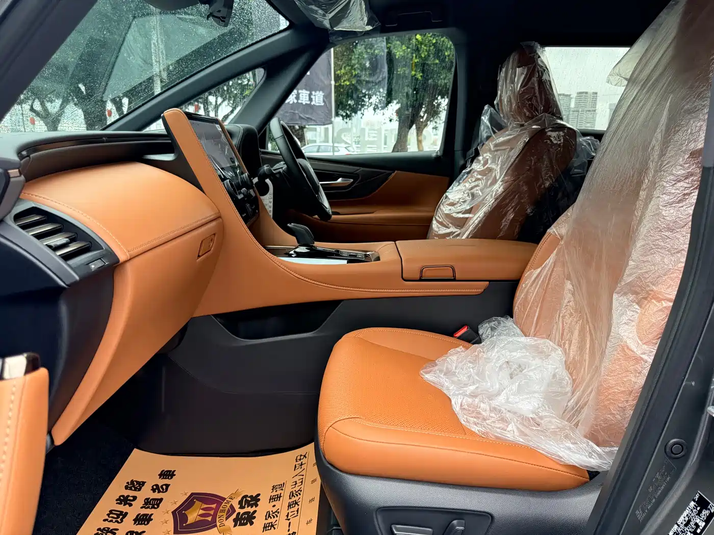 Toyota Vellfire фото 16