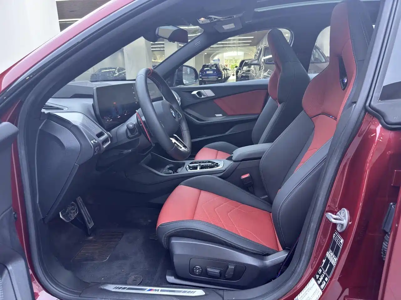 BMW M235L 2025 M235L фото 11