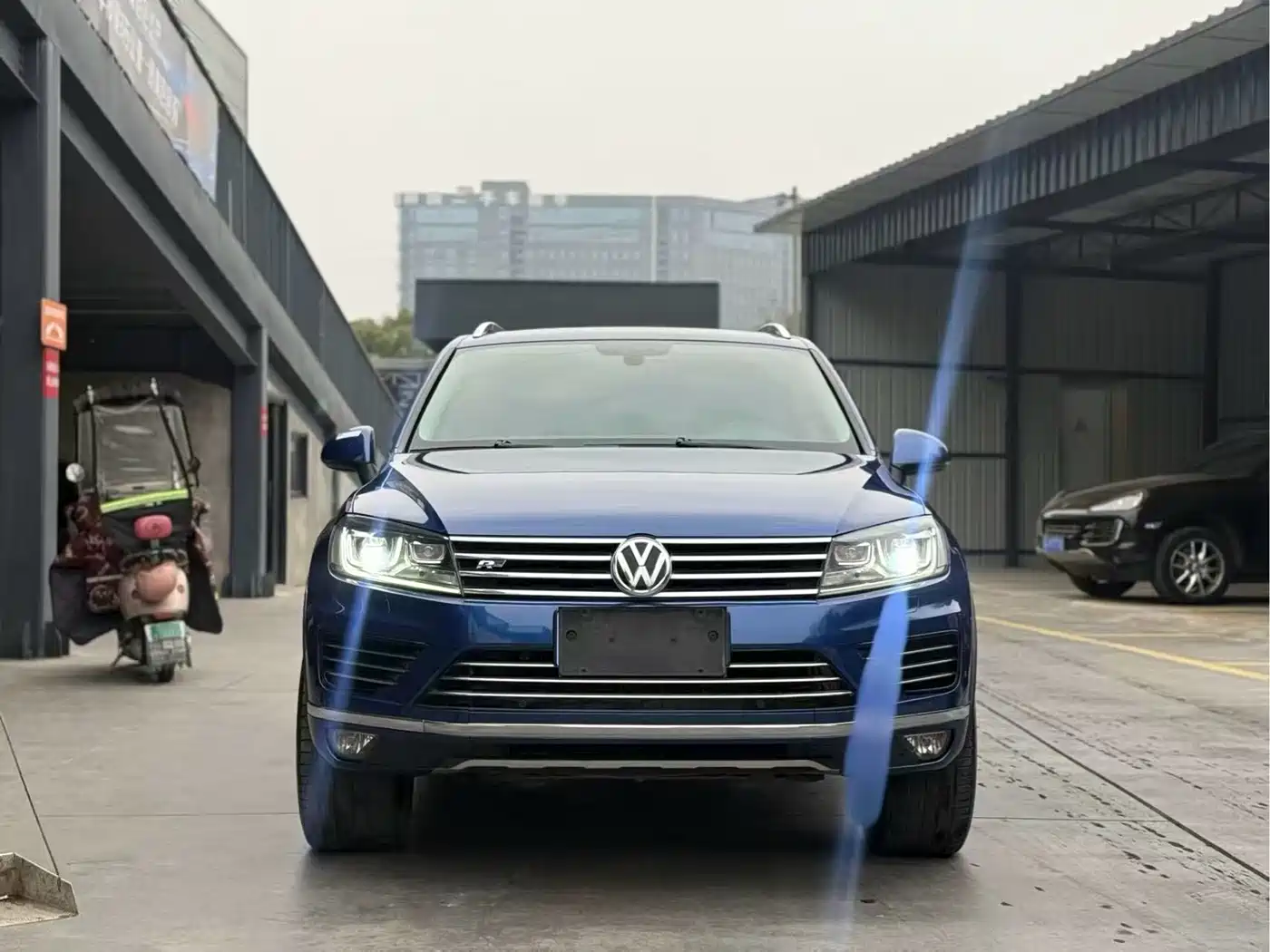 Volkswagen Touareg 2017 3.0TSI Explorer Edition фото 2