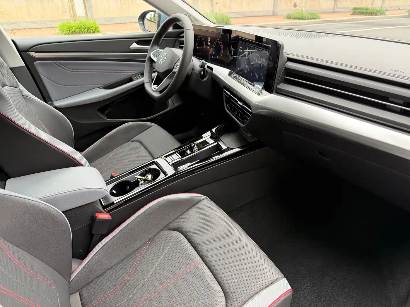 Volkswagen Lamando 2023 Lamando L 280TSI DSG Glamour Edition фото 16