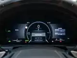 Фото 25 - Lexus LS