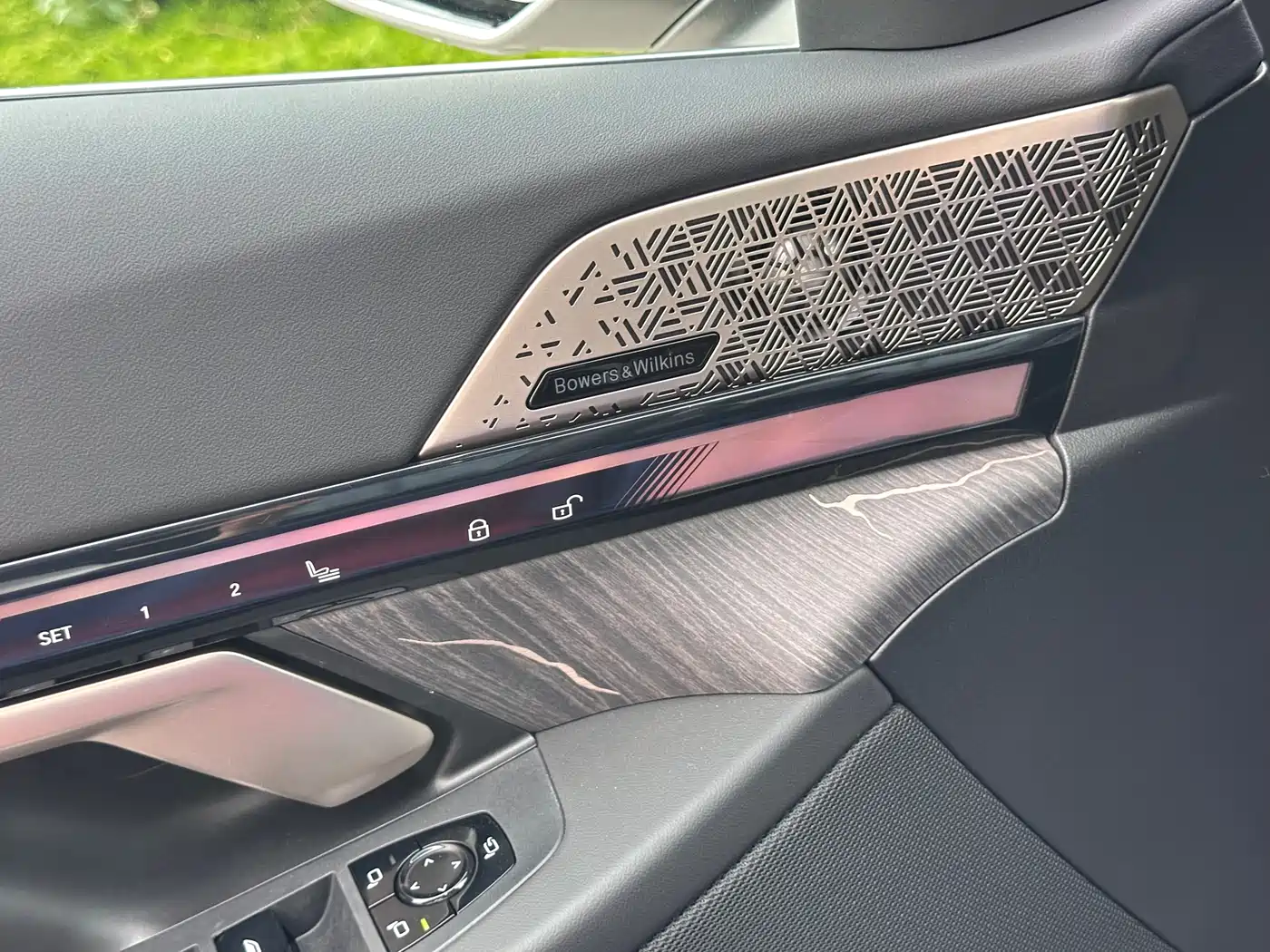 BMW 5 Series 2024 530Li Premium M Sport Package фото 10