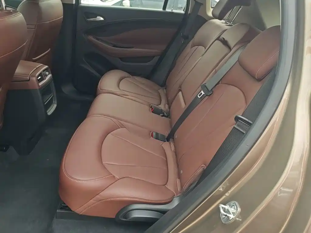 Фото 17 - Buick Envision Plus