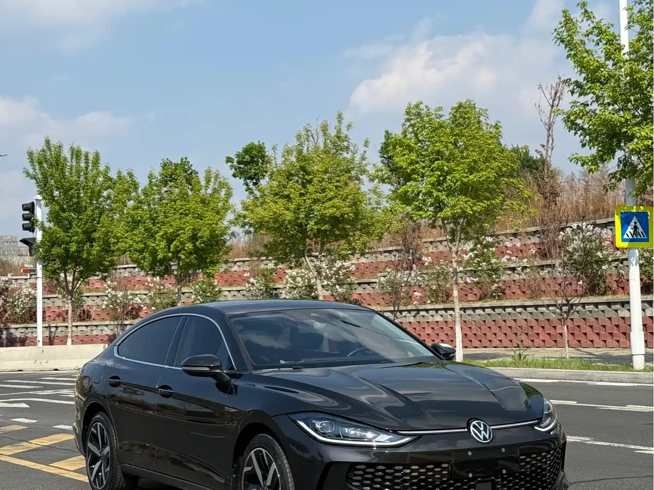 Volkswagen Lamando 2023 Lamando L 280TSI DSG Cool Edition фото 3