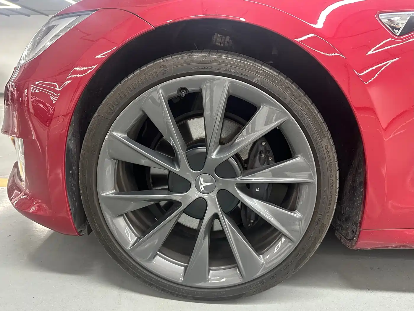 TESLA MODEL S