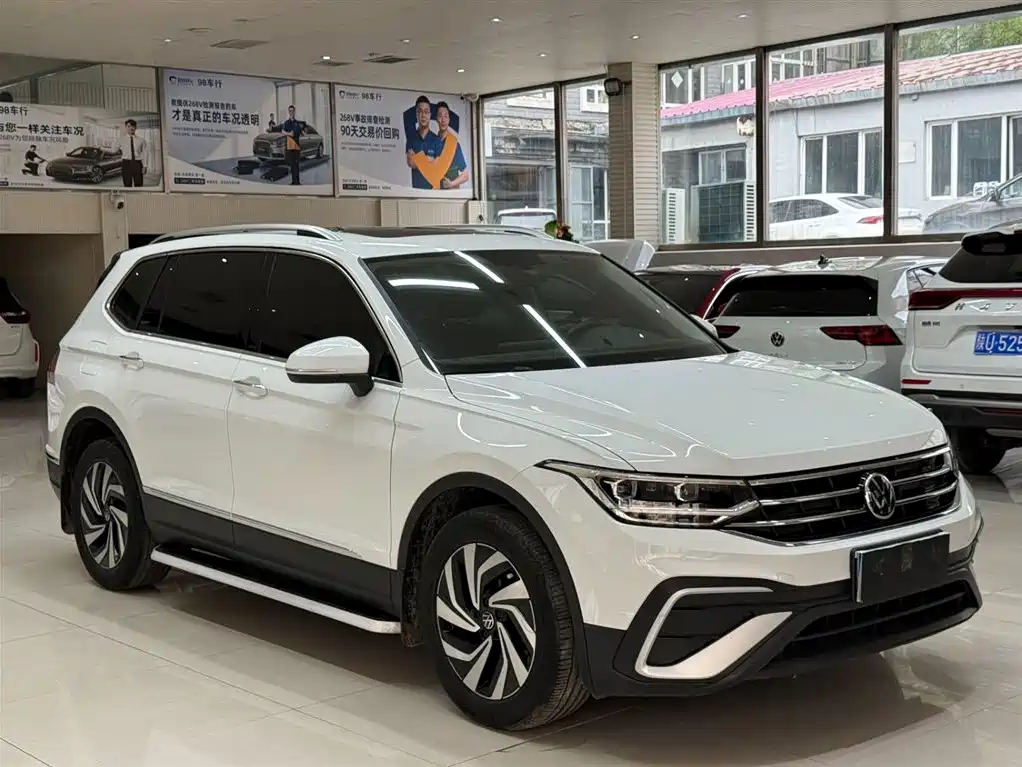 Volkswagen Tiguan L 2023 280TSI 2WD Trend Limited Edition фото 3