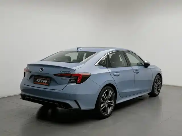 Honda Integra 2023 2.0L e:HEV Sharp Premium Edition — фото 2