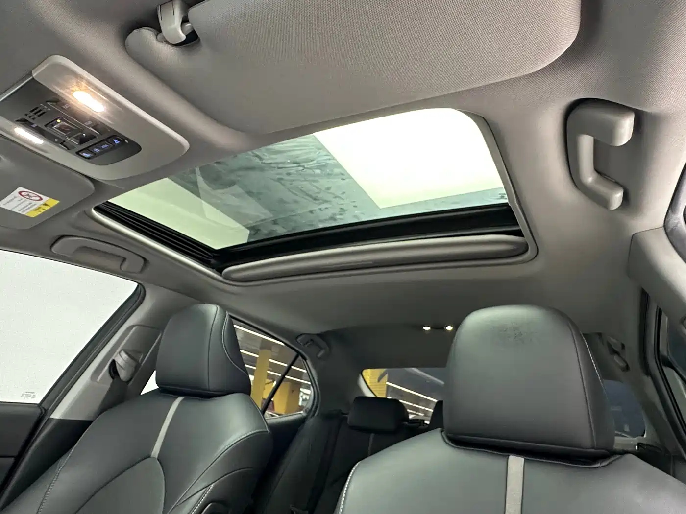 Toyota Camry 2021 2.5S Feng Shang Edition фото 22