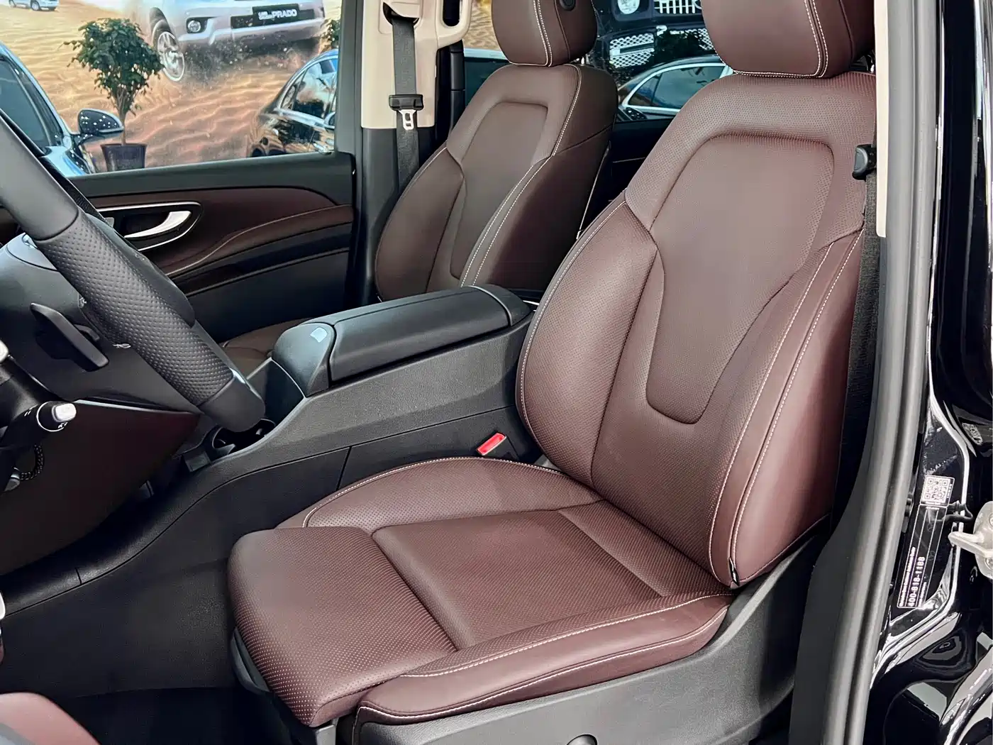Mercedes-Benz V-Class 2022 V 260 L Long Wheelbase Luxury Edition фото 6