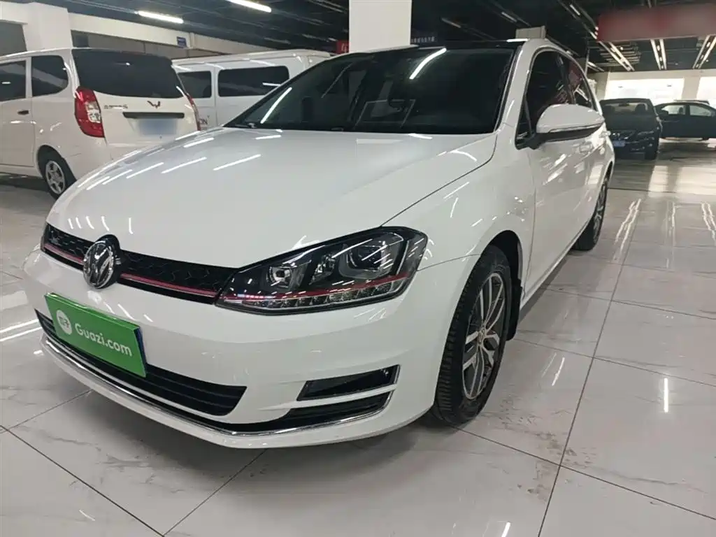 Volkswagen Golf 2016 230TSI Automatic Luxury фото 2
