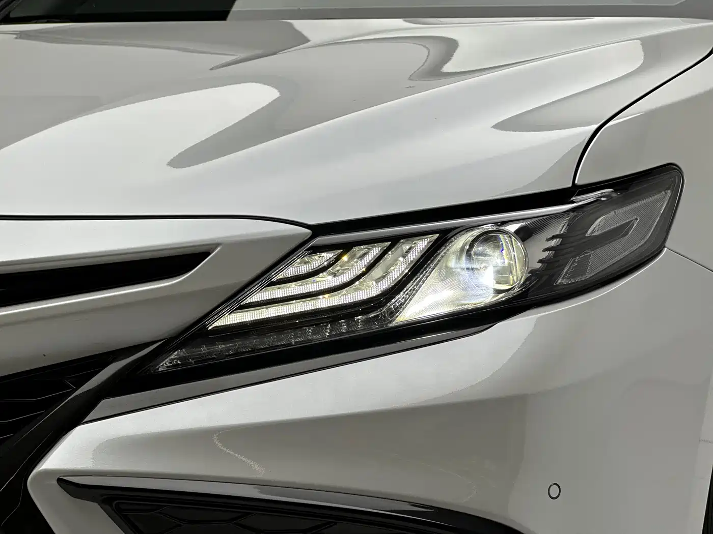 Toyota Camry 2021 2.5S Feng Shang Edition фото 17