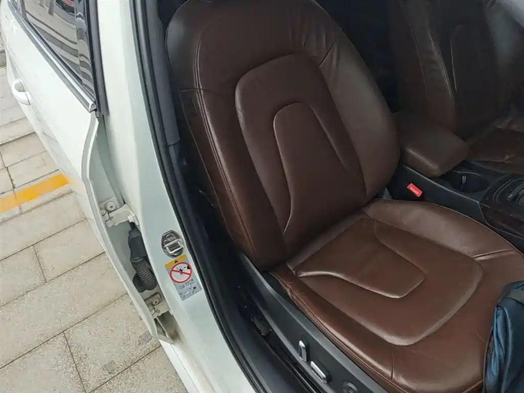 Audi A4L 2015 35 TFSI Auto Comfort фото 25