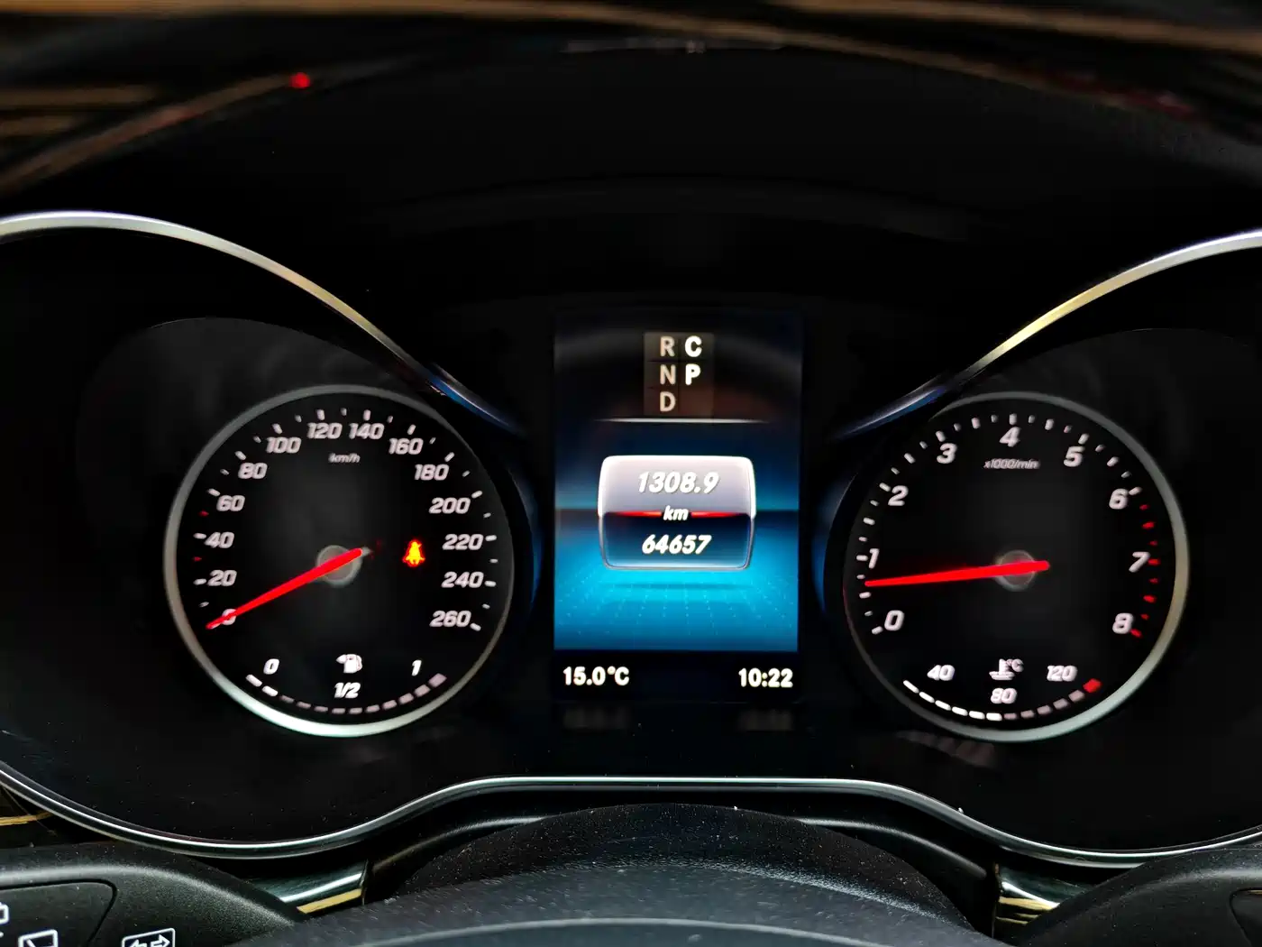 Mercedes-Benz V-Class 2021 V 260 L Long Wheelbase Premium Edition фото 16