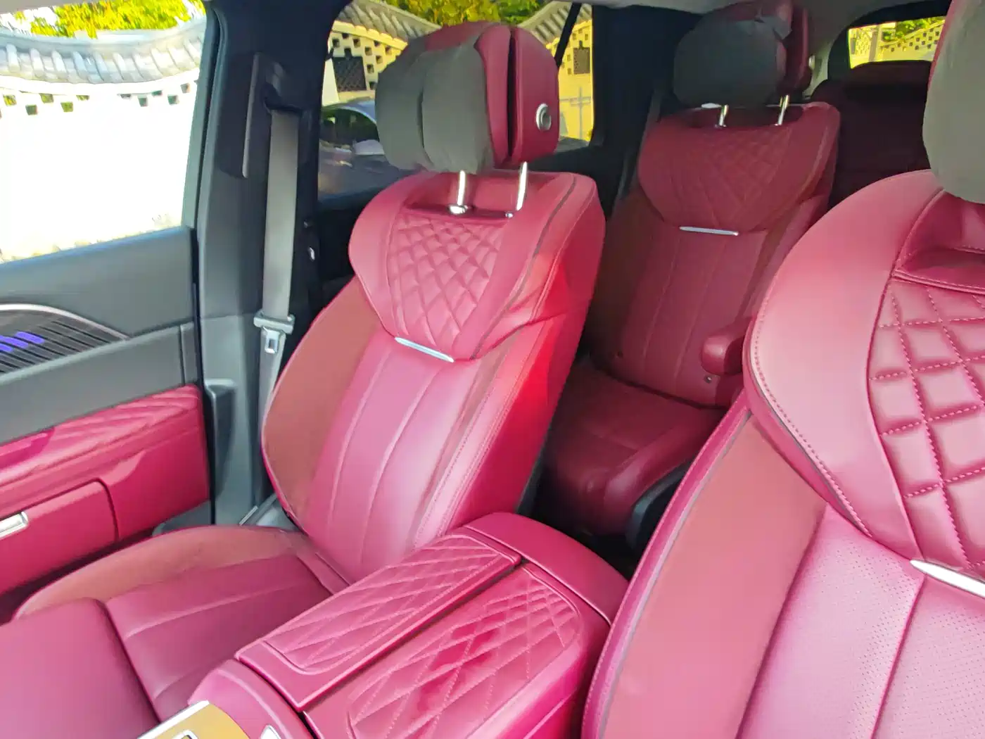 Hongqi E-HS9 2021 460km Flagship Comfort 6-seater фото 21