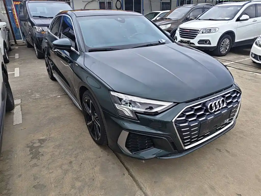 AUDI A3