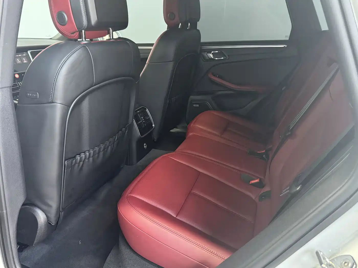 Porsche Macan 2022 Macan 2.0T фото 14